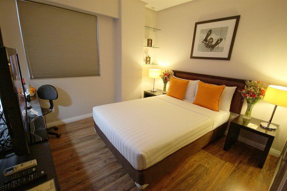 Court Meridian Hotel & Suites Olongapo Eksteriør billede